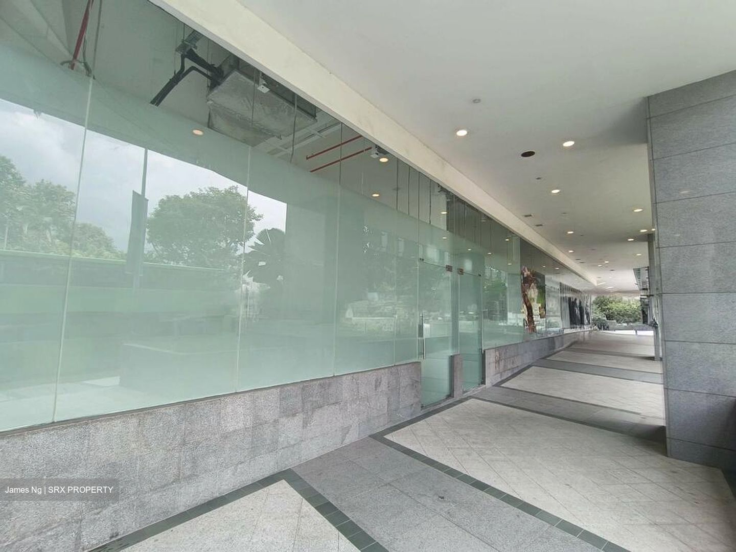 Visioncrest (D9), Retail #503222711